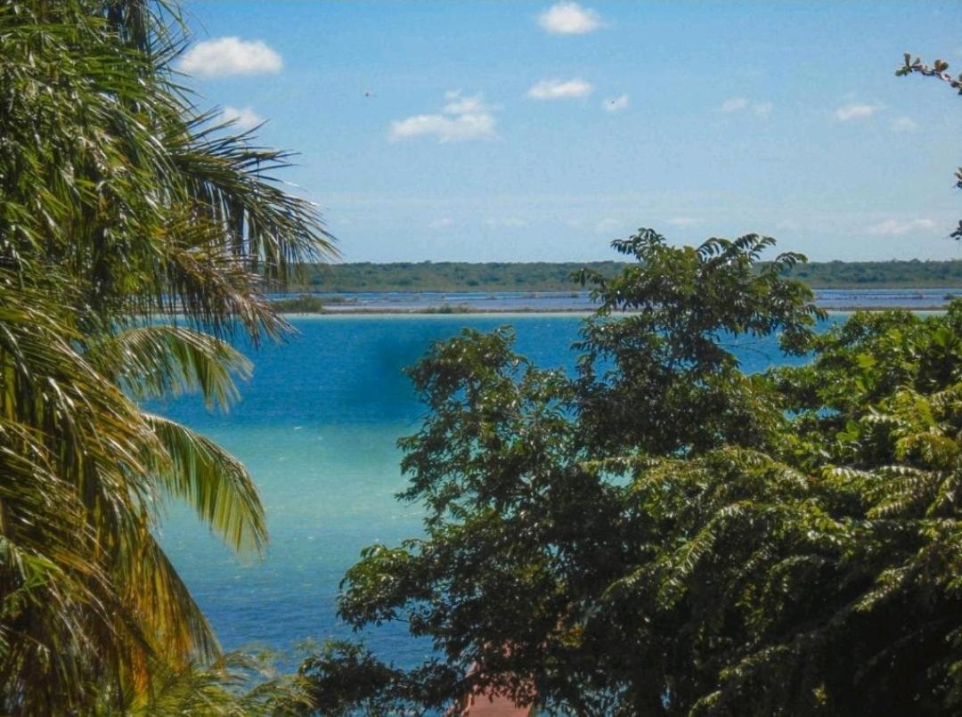 Hotel Maya Antes Navieros Bacalar Exterior photo